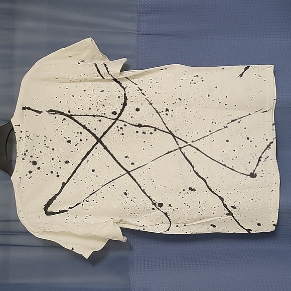 NWOT Christmas Tee with Paint Splatter - Picture 3 of 5